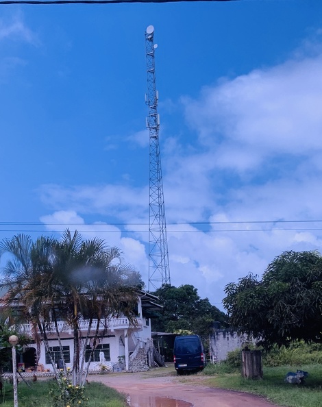 Antenne SFR Charvein